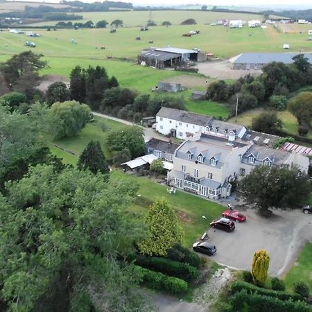 No 4 Trelawney Apartment - Onsite Bar - Restaurant - Horse Riding Menheniot Exteriér fotografie