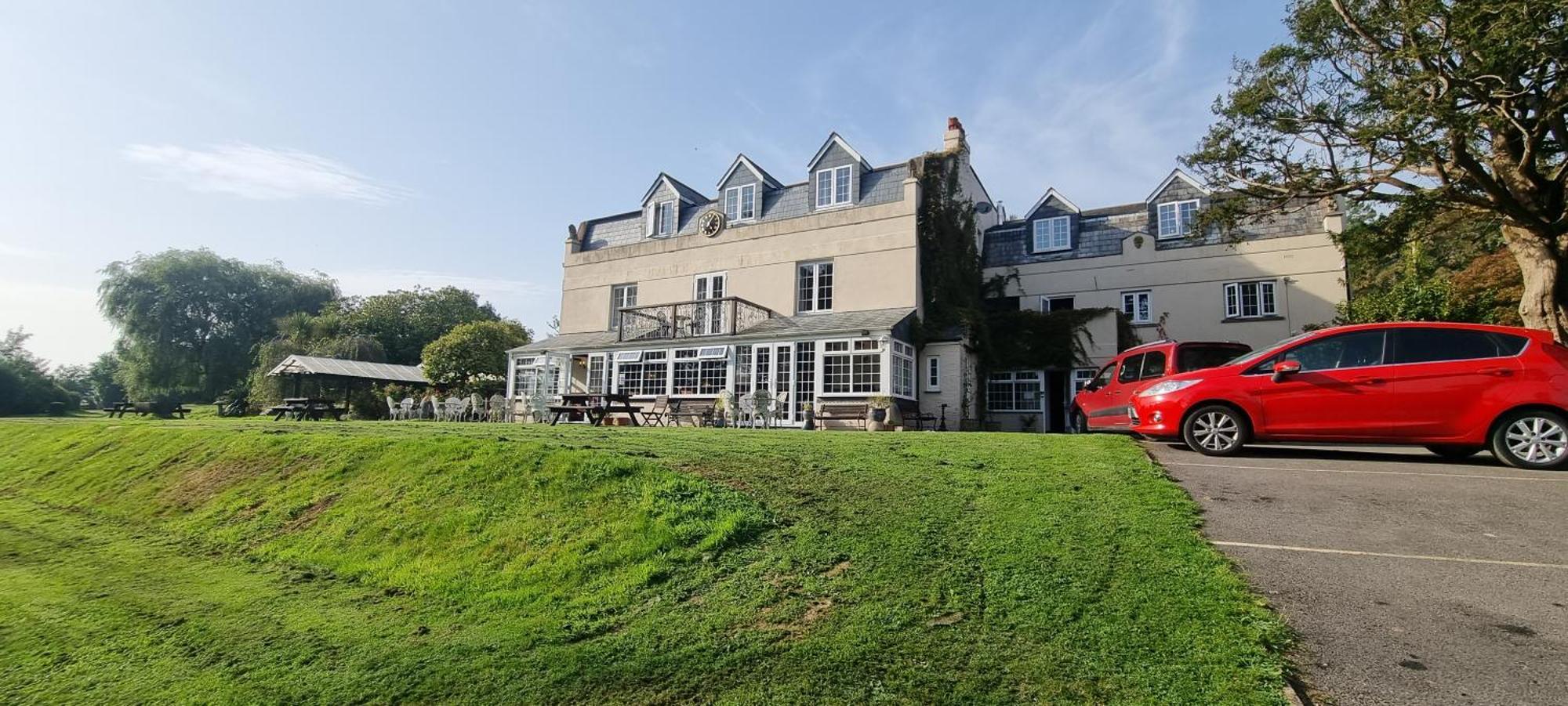 No 4 Trelawney Apartment - Onsite Bar - Restaurant - Horse Riding Menheniot Exteriér fotografie