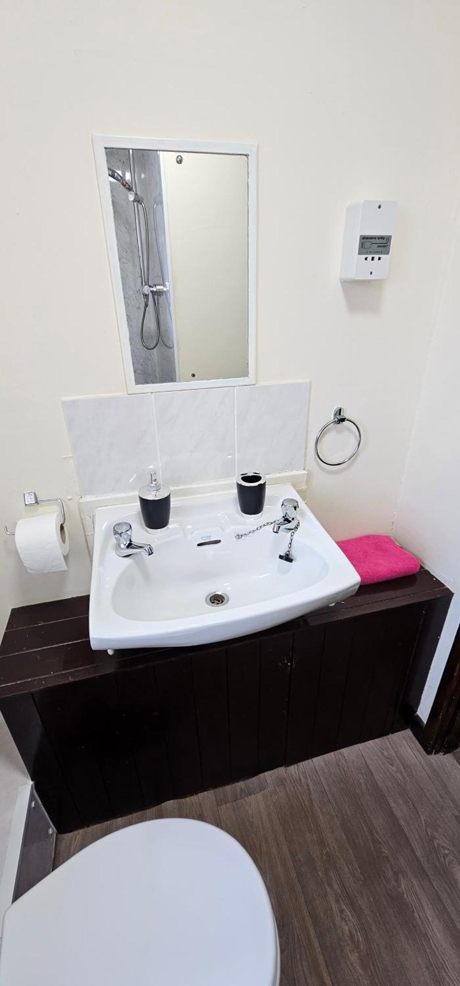 No 4 Trelawney Apartment - Onsite Bar - Restaurant - Horse Riding Menheniot Exteriér fotografie